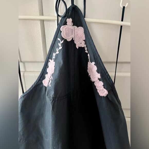 🆕 Free People Mia halter tunic in navy with pink embroidery size small - Picture 4 of 10